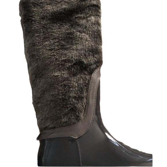 Prima Donna Shoes - Prima Donna  size 7 gray knee high rubber & faux fur winter boots